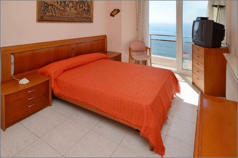 Apartament Ima 滨海略雷特 外观 照片